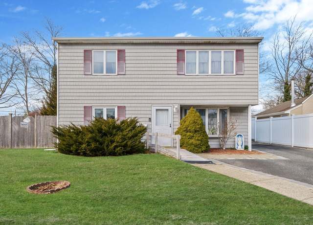 Property at Undisclosed address, Bethpage, NY 11714, 6 beds, 2 baths