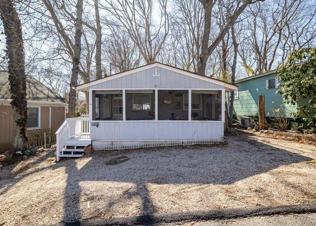 Property at 19 Anchor Path, Baiting Hollow, NY 11933, 1 bed, 2 baths
