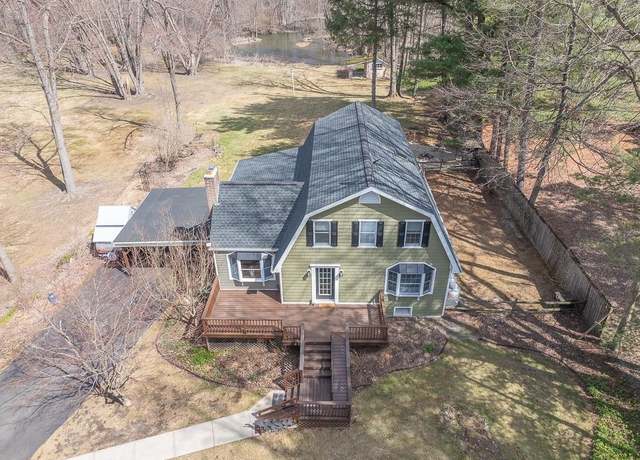 Property at 30 Lomala Rd, Hopewell Junction, NY 12533, 4 beds, 2 baths