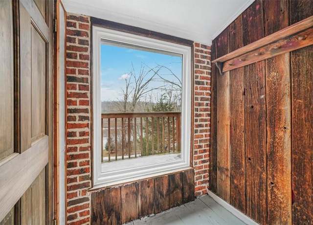 Property at 19 - 20 Lake Claire Dr, Middletown, NY 10940, 2 beds, 2 baths