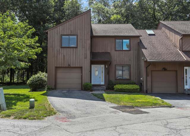 Property at 24 Wild Birch Farms, Cortlandt Manor, NY 10567, 3 beds, 2.5 baths