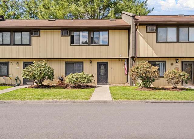 Property at 204 Chelsea Cv S, Hopewell Junction, NY 12533, 3 beds, 1.5 baths