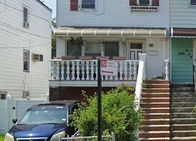 Property at 543 Beach 72nd St, Arverne, NY 11692, 3 beds, 4 baths
