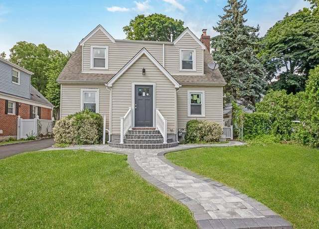 Property at 175 Wright Ave, Malverne, NY 11565, 4 beds, 3 baths