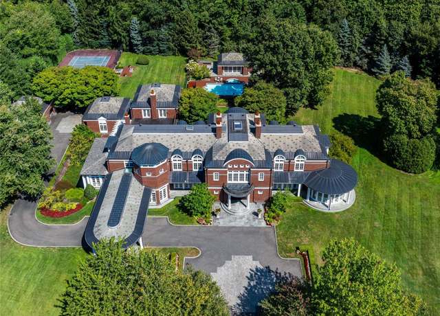 Property at Eleven Dupont Ct, Brookville, NY 11548, 7 beds, 10 baths