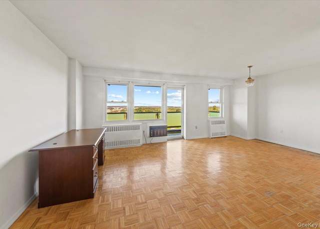 Property at 1841 Central Park Ave Unit 18P, Yonkers, NY 10710, 1 bed, 1 bath