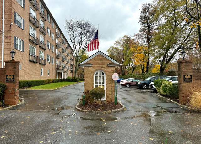 Property at 4 Consulate Dr Unit 2M, Tuckahoe, NY 10707, 1 bath