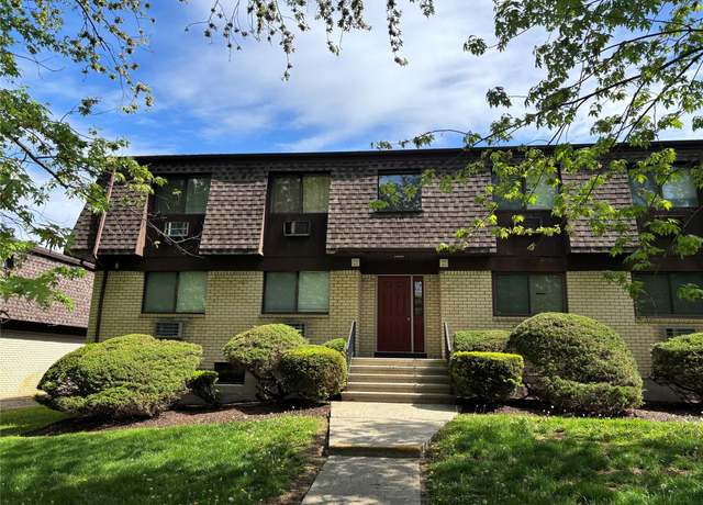 Property at 1608 Cherry Hill Dr, Poughkeepsie, NY 12603, 2 beds, 1.5 baths