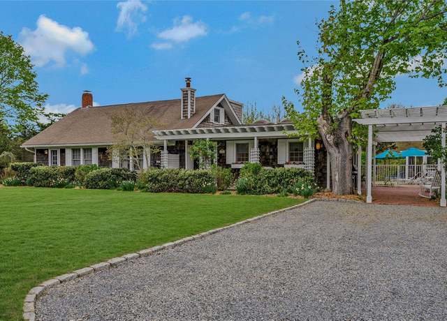 Property at 5A/5B Jessup Ln, Quogue, NY 11959, 5 beds, 7 baths
