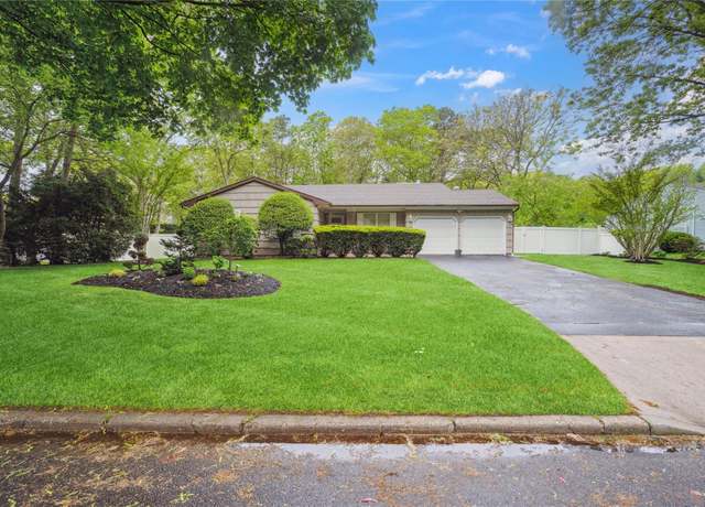Property at 60 Chestnut St, Coram, NY 11727, 3 beds, 2 baths