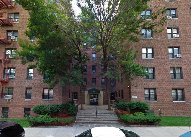 Property at 102-18 64th Ave Unit 2L, Forest Hills, NY 11375, 2 beds, 1 bath