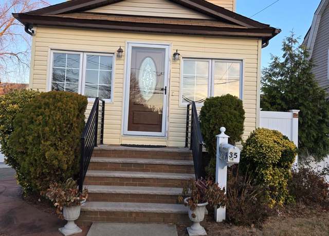 Property at 35 Elmwood St, Valley Stream, NY 11581, 3 beds, 1.5 baths