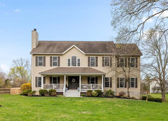 Property at 29 Hawk Hill Rd, New Paltz, NY 12561, 4 beds, 3 baths