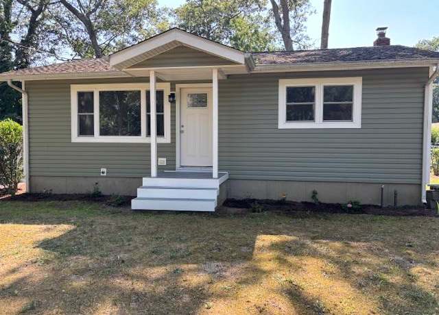 Property at 23 Grove St, Riverhead, NY 11901, 2 beds, 1.5 baths
