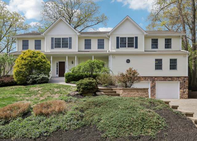 Property at 27 Lindbergh Ln, New City, NY 10956, 7 beds, 4.5 baths