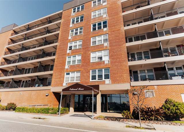 Property at 1 E Broadway Unit 3R, Long Beach, NY 11561, 1 bath