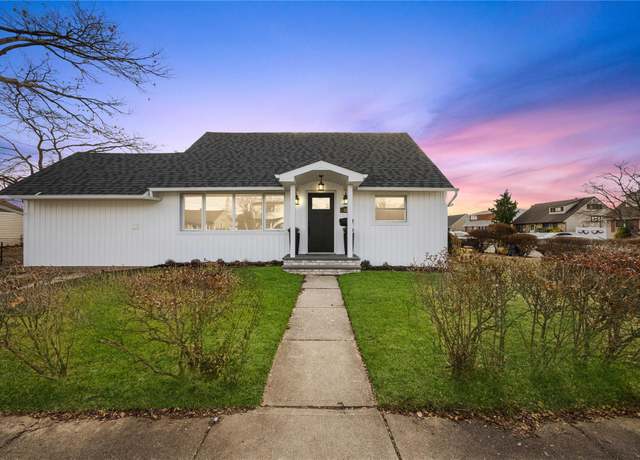 Property at 53 Ketcham Ave, Hicksville, NY 11801, 4 beds, 2.5 baths