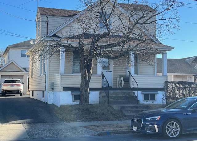 Property at 6 3rd Ave, New Hyde Park, NY 11040, 3 beds, 1 bath