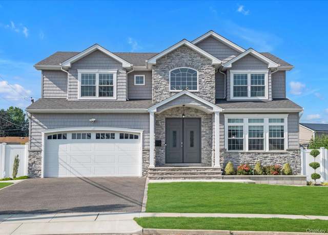 Property at 6 Vera Ave, Plainview, NY 11803, 5 beds, 4 baths