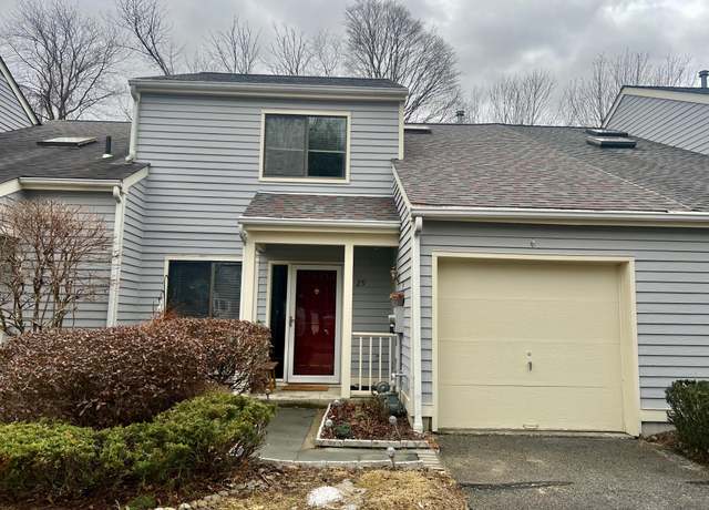 Property at 29 Highview Rd, Hopewell Junction, NY 12533, 2 beds, 1.5 baths