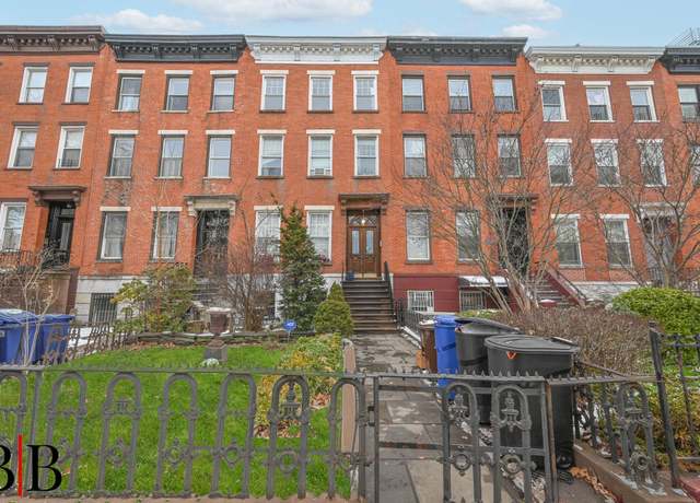 Property at 22 4th Pl, Brooklyn, NY 11231, 7 beds, 4 baths