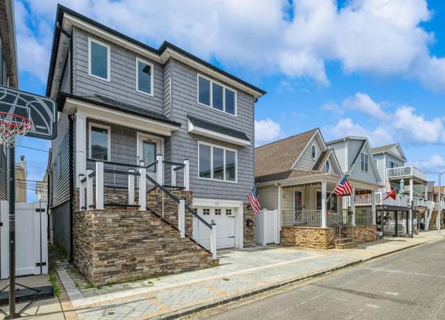 Property at 93 Nebraska St, Long Beach, NY 11561, 3 beds, 2 baths