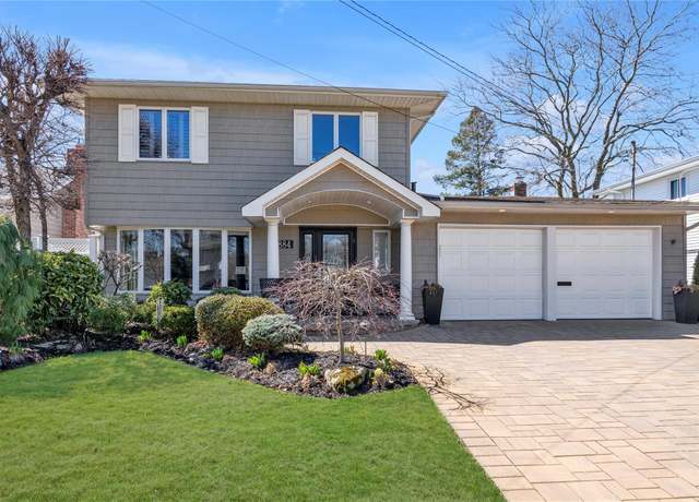 Property at 2884 Joyce Ln, Merrick, NY 11566, 4 beds, 2.5 baths