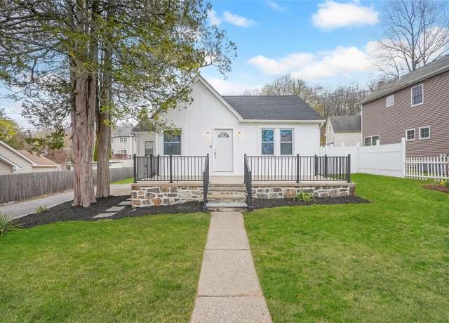 Property at 3196 Hollywood St, Mohegan Lake, NY 10547, 3 beds, 2 baths