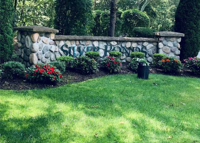 Property at 72 Fox Ct #72, Manorville, NY 11949, 2 beds, 1.5 baths
