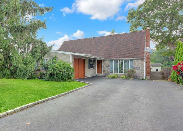 Property at 442 Hawkins Rd, Selden, NY 11784, 4 beds, 2.5 baths