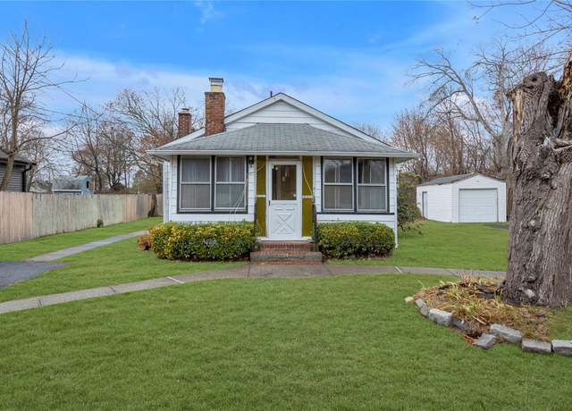 Property at 96 Annanias Ave, Patchogue, NY 11772, 3 beds, 2 baths