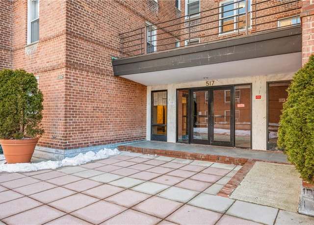 Property at 517 Riverdale Ave Unit 4B 5B, Yonkers, NY 10705, 5 beds, 2 baths