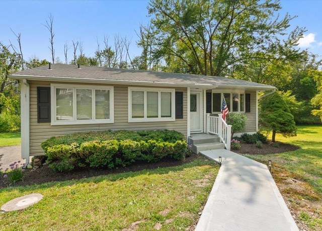 Property at 3468 Ichabod Ct, Yorktown Heights, NY 10598, 3 beds, 1 bath