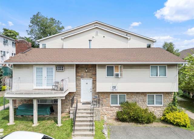 Property at 40 Calvert Dr, Monsey, NY 10952, 5 beds, 3 baths