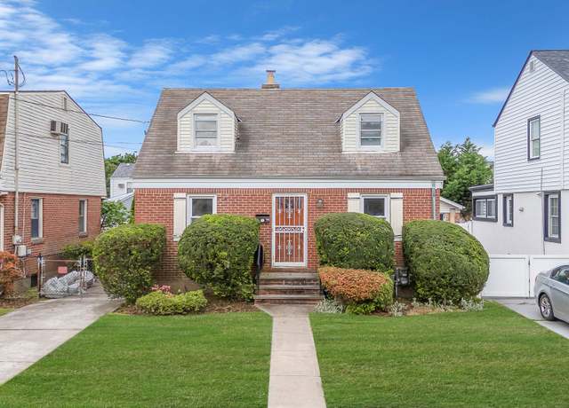 Property at 379 White Rd Mineola, Mineola, NY 11501, 3 beds, 2.5 baths