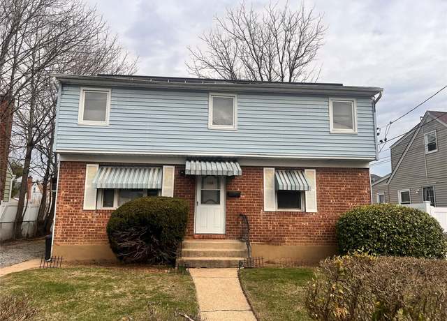 Property at 759 Barry Pl, Uniondale, NY 11553, 4 beds, 1.5 baths