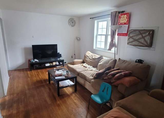 Property at 67-78 223rd Pl Unit B, Oakland Gardens, NY 11364, 3 beds, 1 bath