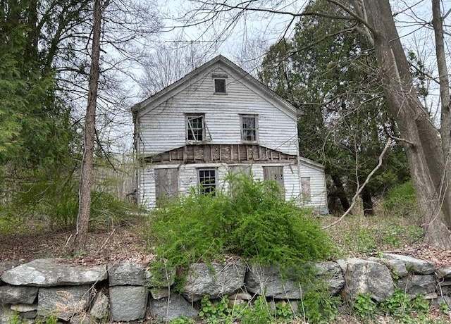 Property at 149 Dixon Rd, Carmel, NY 10512