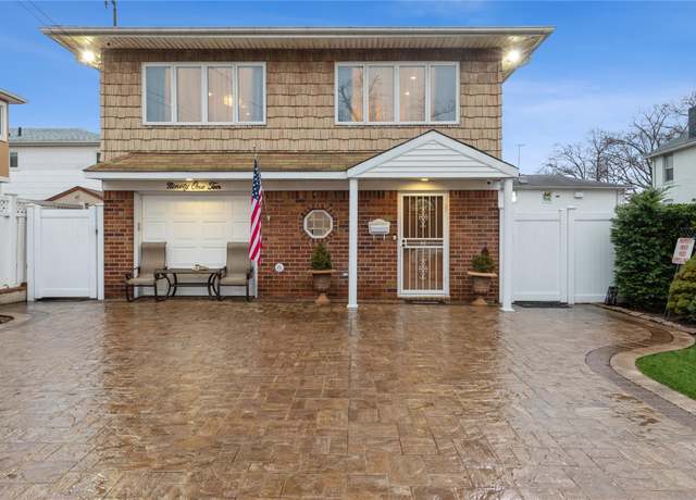 Property at 91-10 164th Ave, Howard Beach, NY 11414, 5 beds, 3 baths