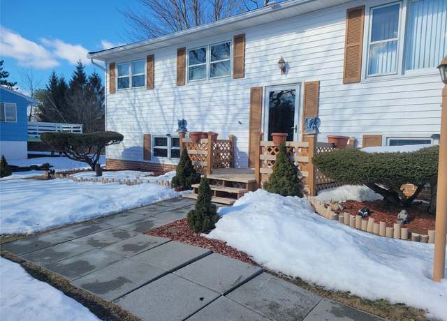 Property at 11 Edward Dr, Loch Sheldrake, NY 12759, 3 beds, 2 baths