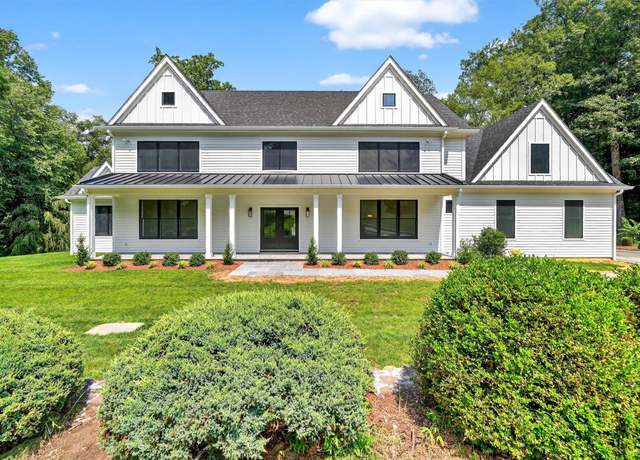 Property at 9 Flanders, Cortlandt Manor, NY 10567, 4 beds, 3.5 baths