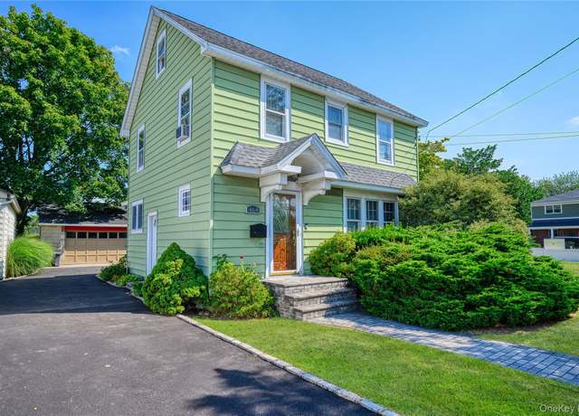Property at 464 Central Ave, Bethpage, NY 11714, 4 beds, 1.5 baths