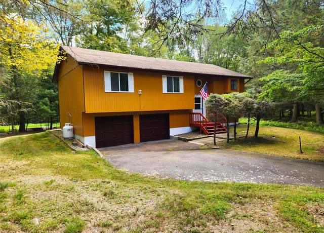Property at 19 Gina Ln, Smallwood, NY 12778, 3 beds, 2.5 baths