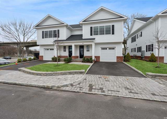 Property at 1602 Mill Crk N #1602, Roslyn, NY 11576, 3 beds, 2.5 baths