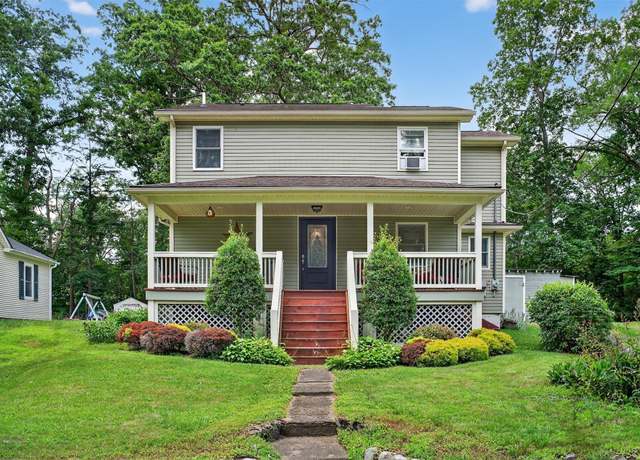 Property at 57 Hubshop Rd, Chester, NY 10918, 4 beds, 2 baths