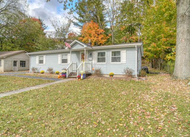 Property at 138 Spring St, Goshen, NY 10924, 3 beds, 1 bath
