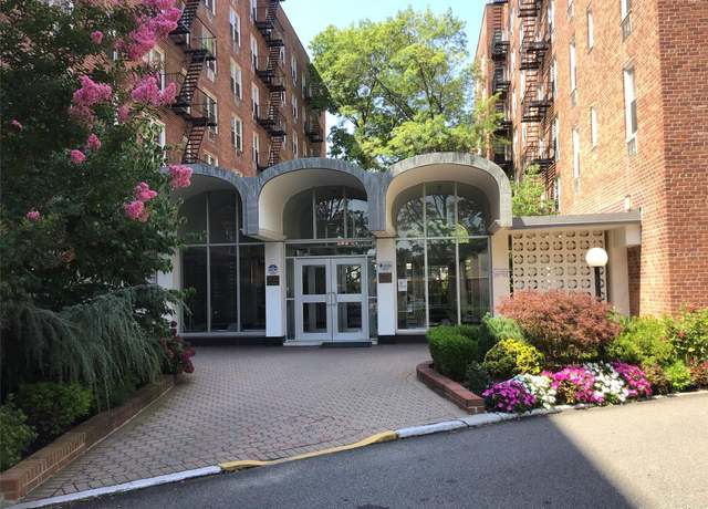 Property at 54-40 Little Neck Pkwy Unit 4M, Little Neck, NY 11362, 1 bed, 1 bath