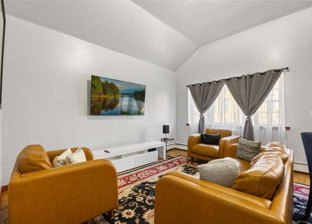 Property at 442 E 136th St, Bronx, NY 10454, 9 beds, 6 baths