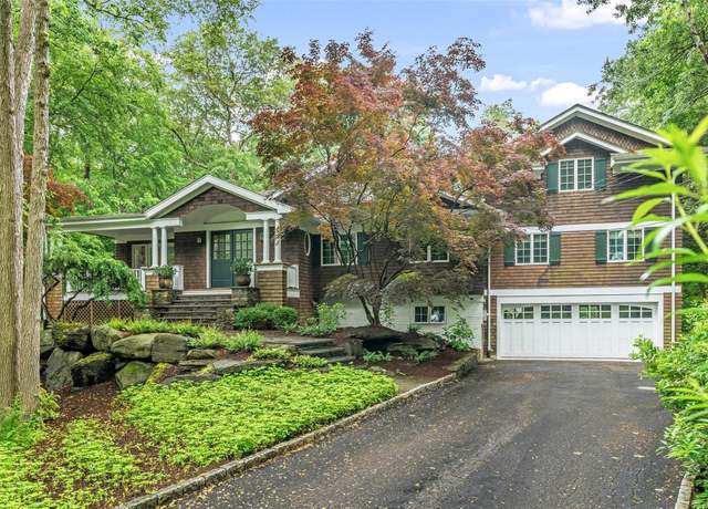 Property at 34 Evergreen Row, Armonk, NY 10504, 3 beds, 4.5 baths