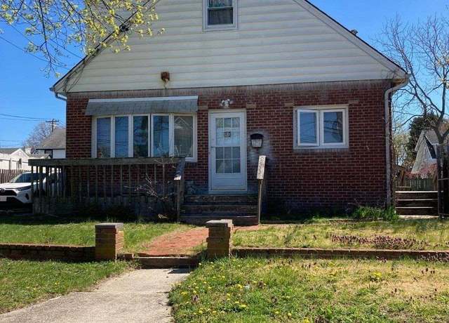 Property at 180 N 7th St, Lindenhurst, NY 11757, 5 beds, 3 baths